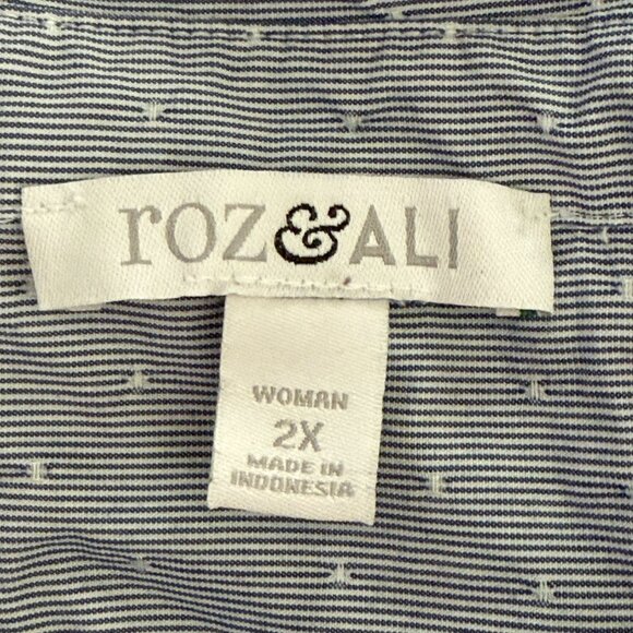 Roz & Ali Button Up Top Women's 2X White + Blue Striped Tie Sleeve - Picture 3 of 3